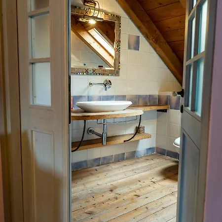 Casa Toma Bed & Breakfast