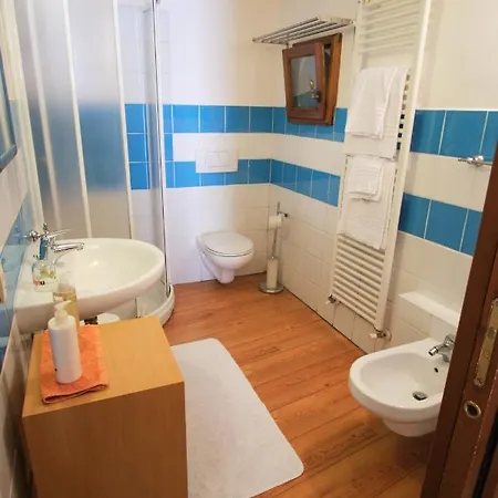 Casa Tomà Bed & Breakfast 3*