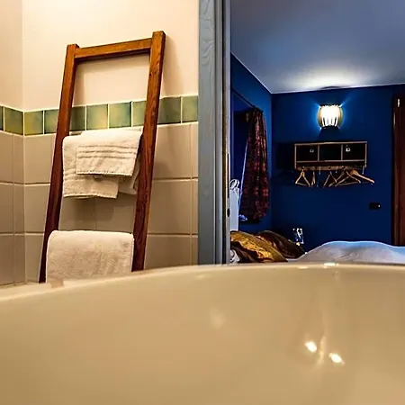 Casa Toma Bed and breakfast Masera